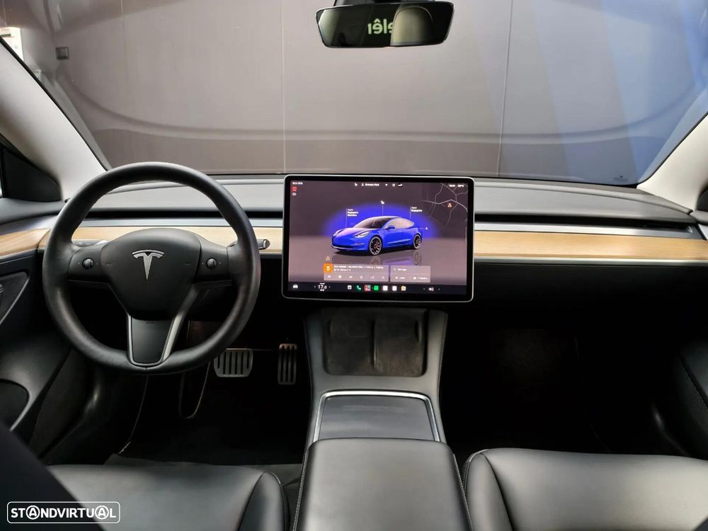 Tesla Model 3 - 21
