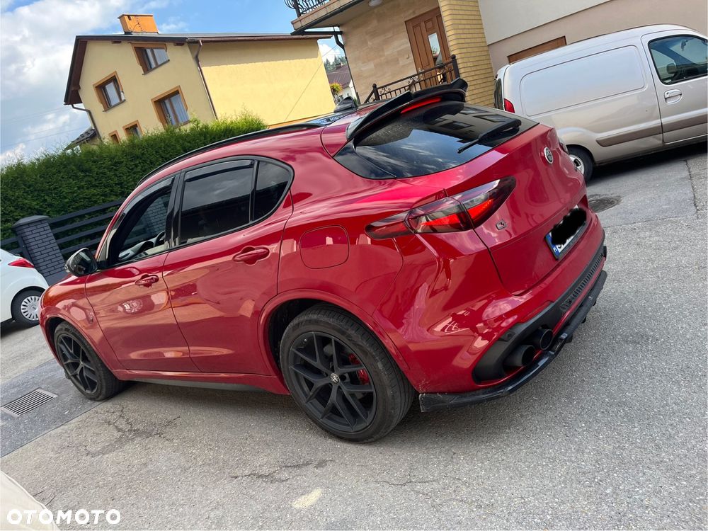 Alfa Romeo Stelvio 2.0 Turbo 16V AT8-Q4 Veloce