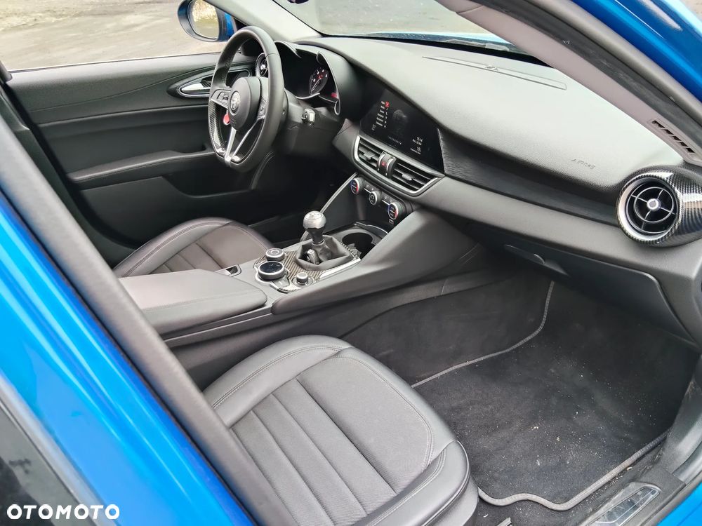 Alfa Romeo Giulia 2.2 D Turbo Super - 3