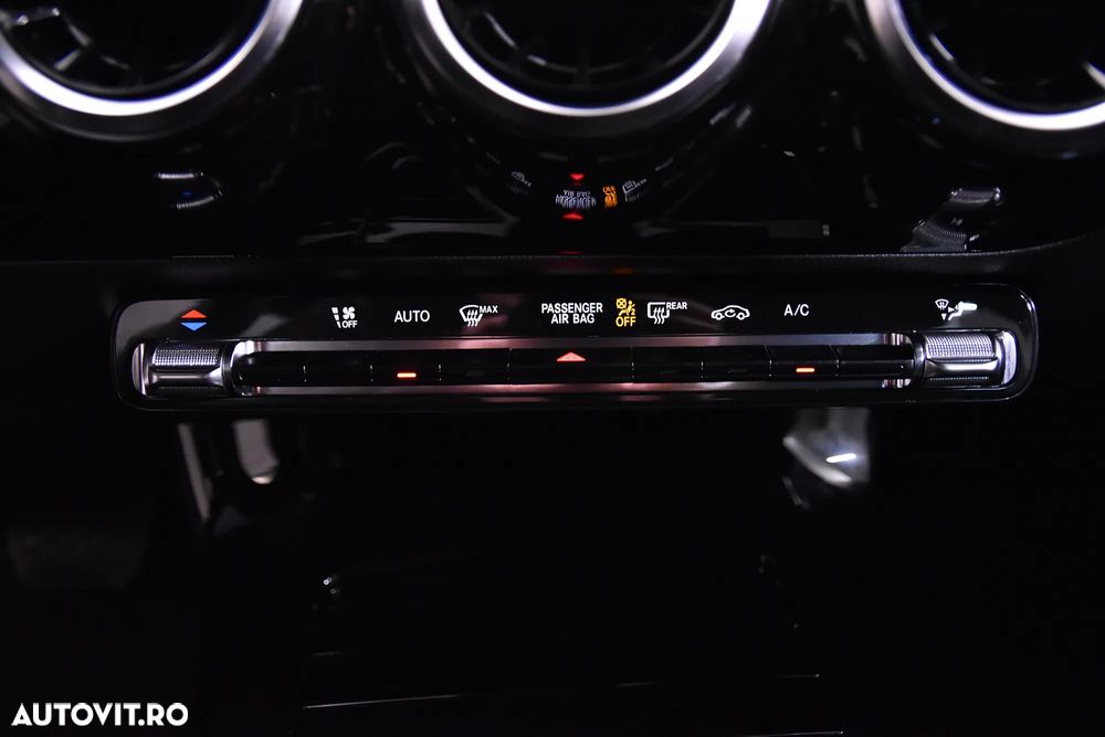 Mercedes-Benz A 180 d Sedan 8G-DCT - 18