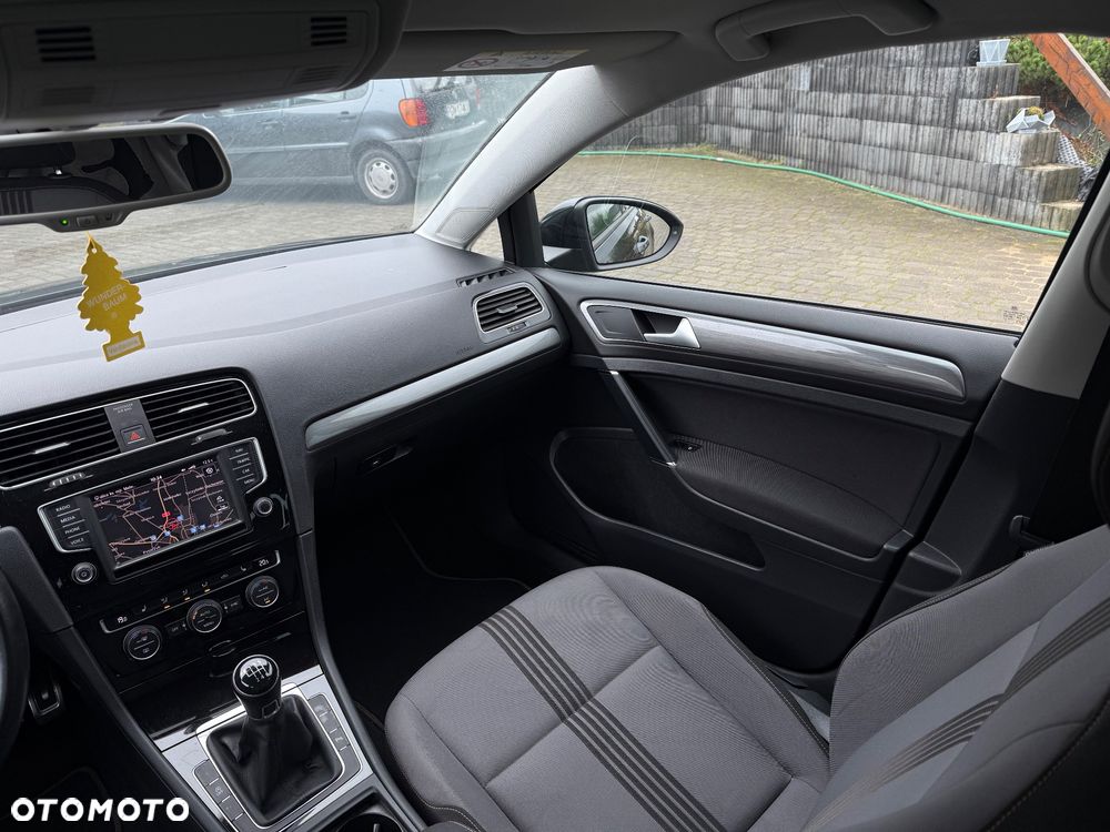 Volkswagen Golf 1.2 TSI BlueMotion Technology Allstar - 21