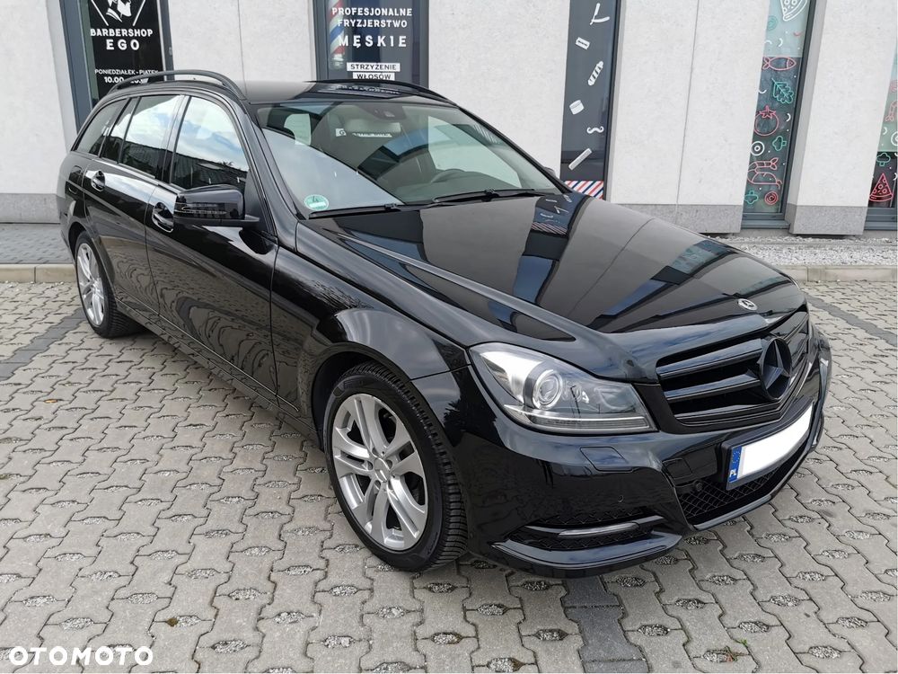 Mercedes-Benz Klasa C 180 (BlueEFFICIENCY) 7G-TRONIC Avantgarde - 32