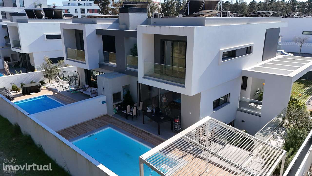 Moradia V3 com Piscina na Quinta do Pinhão – Zona Muito Procurada - Grande imagem: 3/5