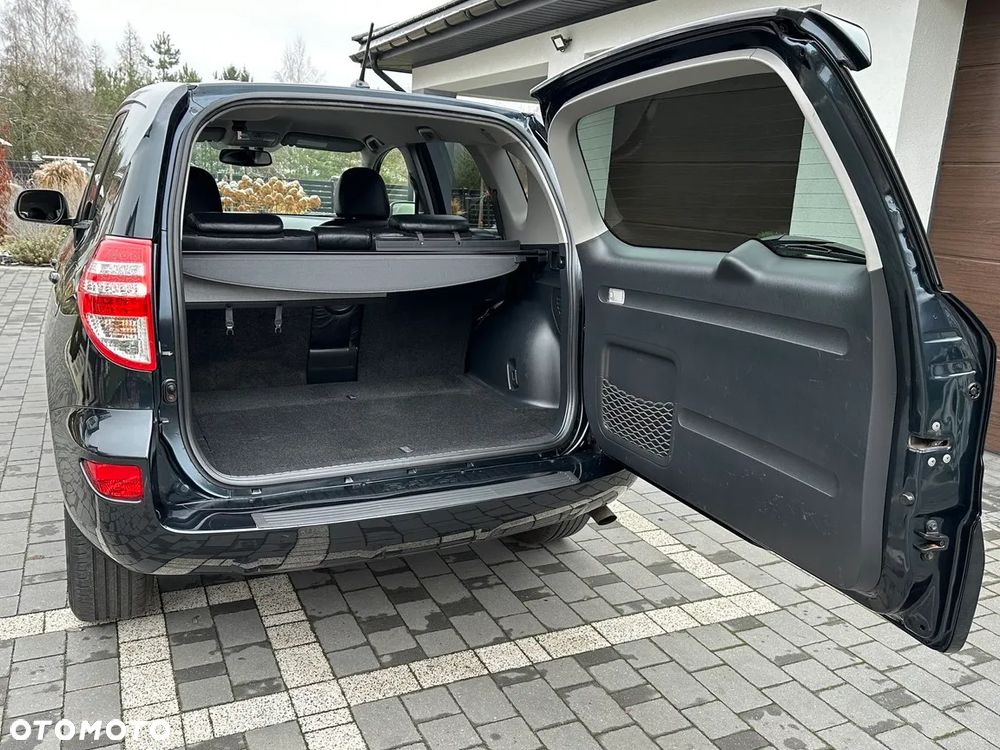 Toyota RAV4 2.0 VVT-i Premium - 35
