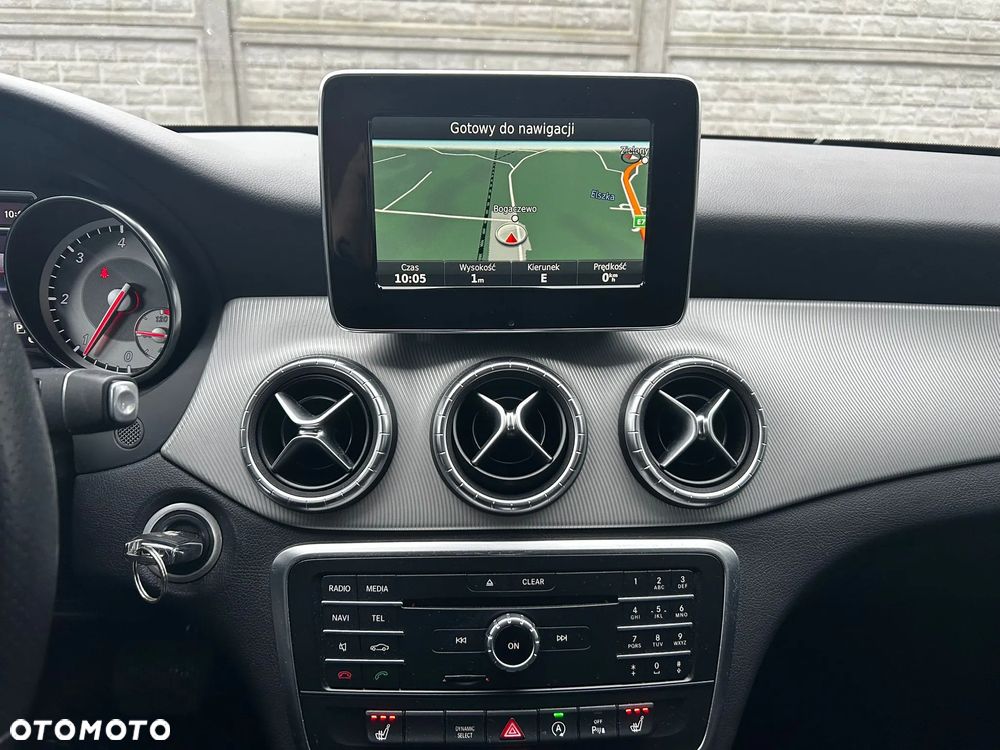 Mercedes-Benz CLA 220 (CDI) d 4Matic 7G-DCT Urban - 35