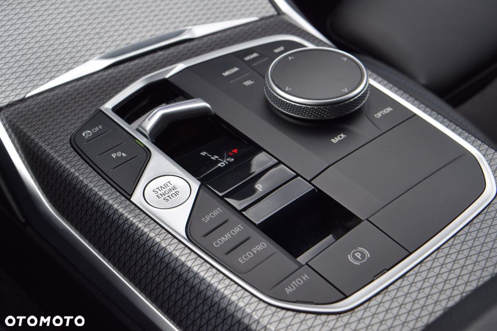 BMW Seria 3 320d xDrive M Sport sport - 20