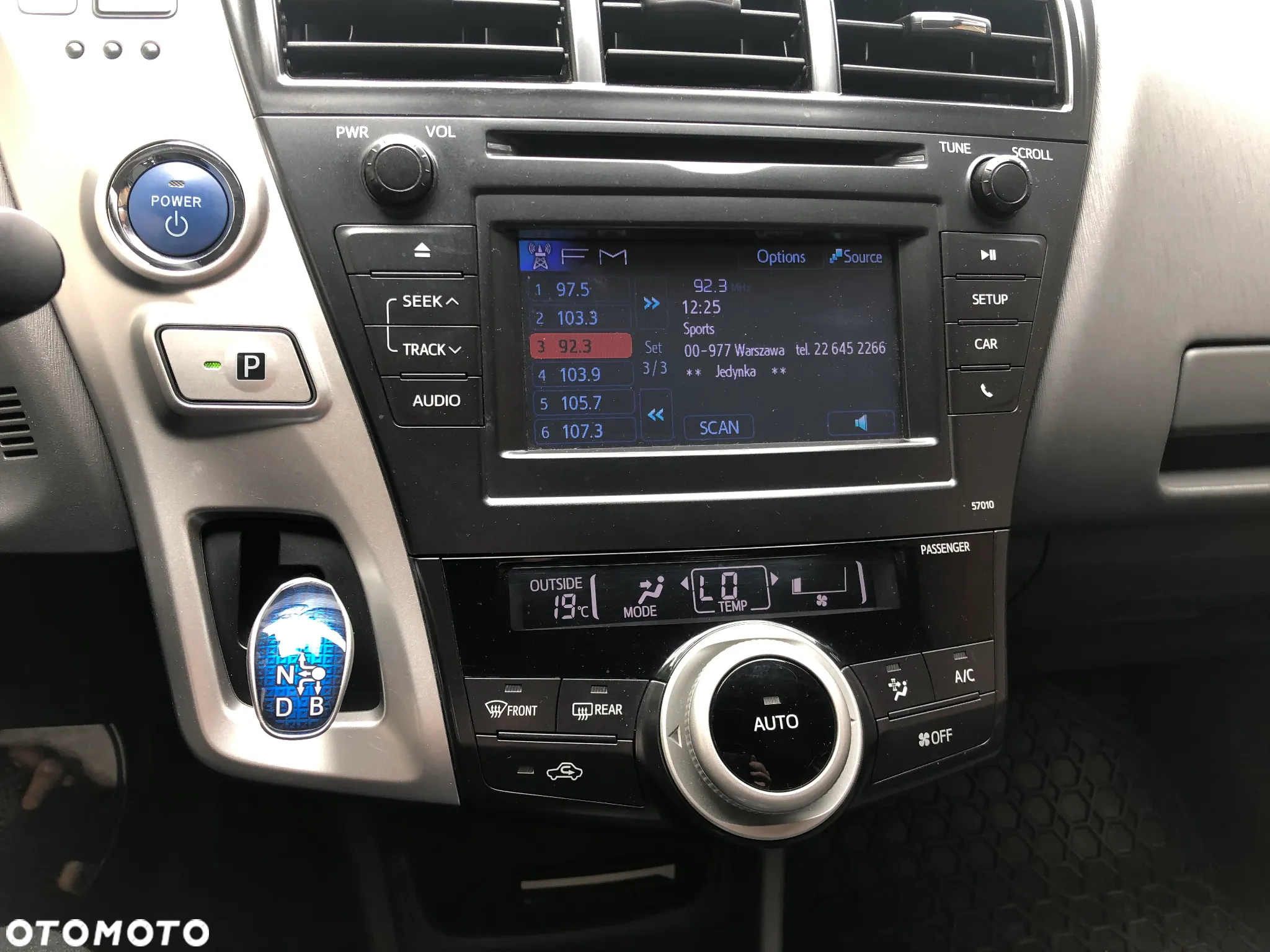 Toyota Prius+ (Hybrid) Comfort - 30
