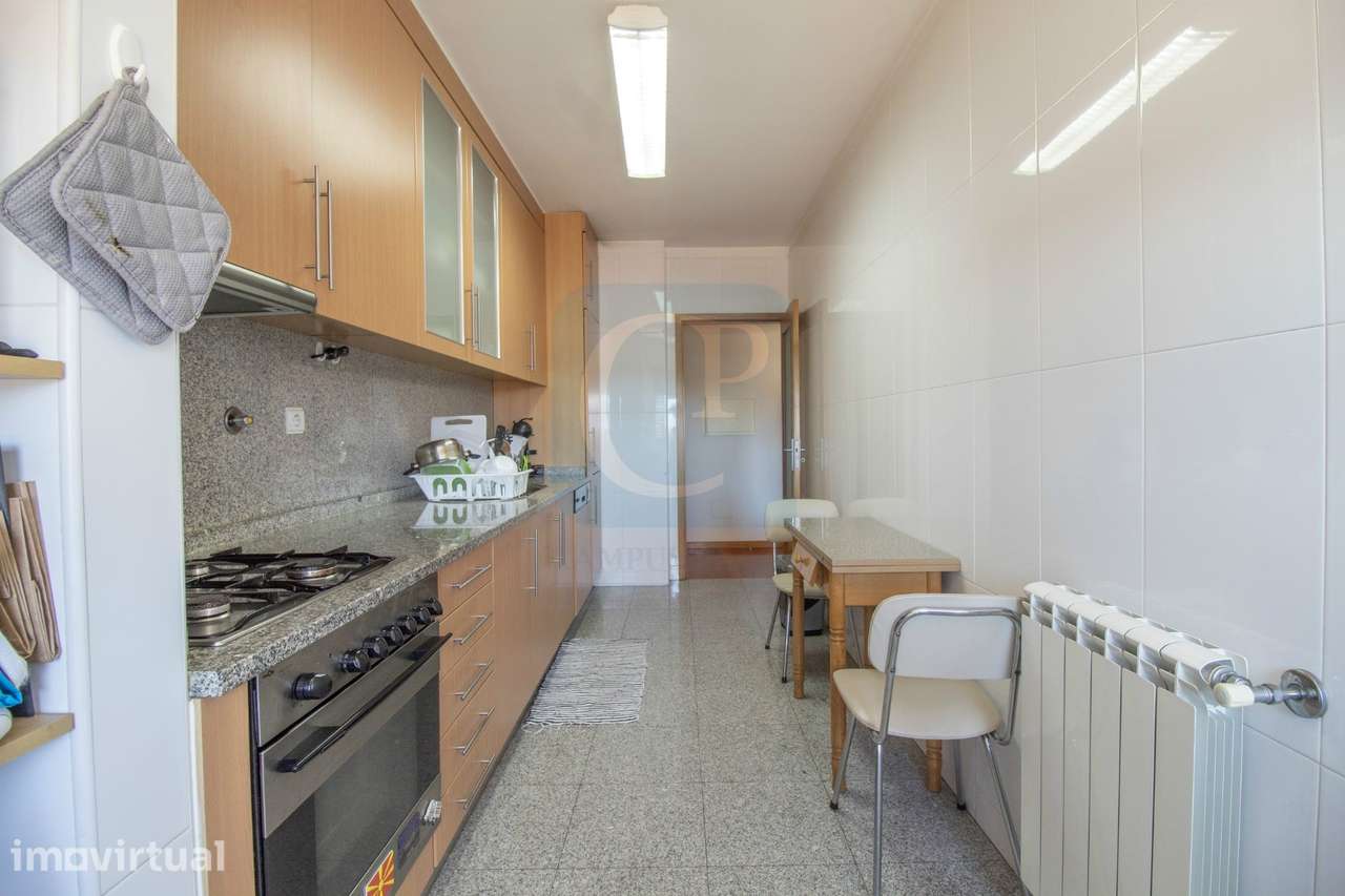 Apartamento T1 junto ao Hospital de S. João - Grande imagem: 5/16