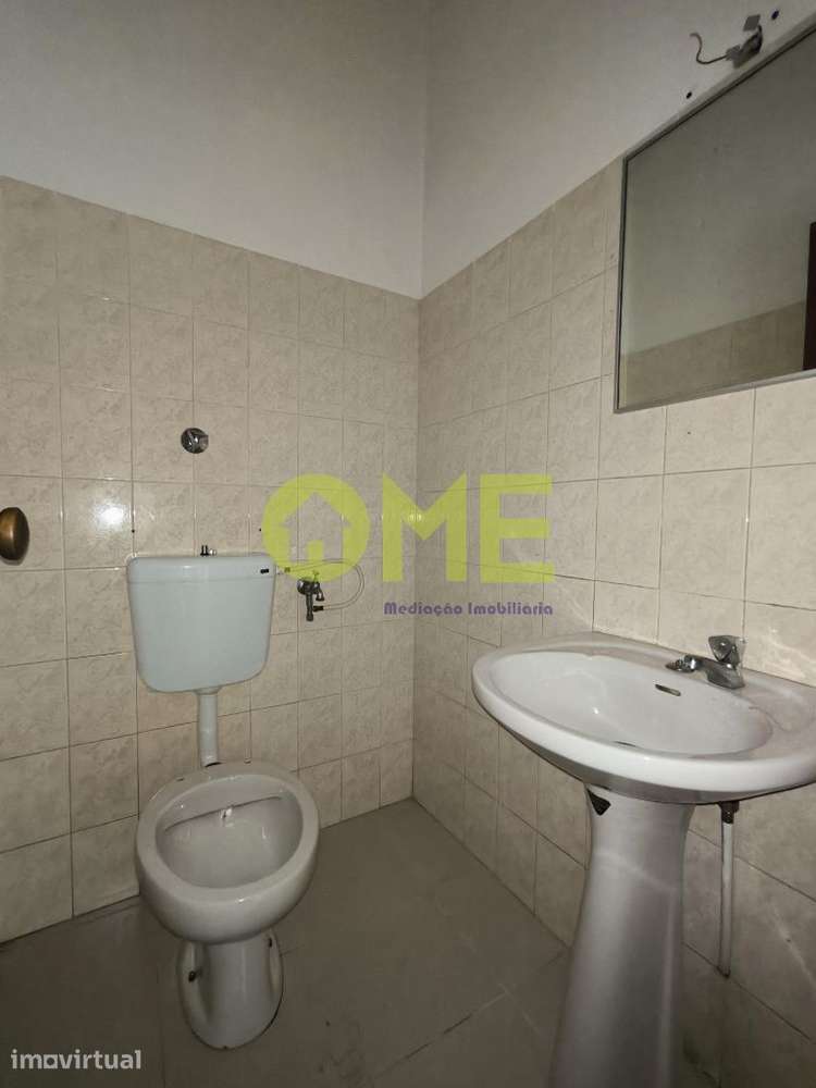 Loja Comercial/Serviços em Ourém - Excelente Oportunidade para o Seu N - Grande imagem: 3/19