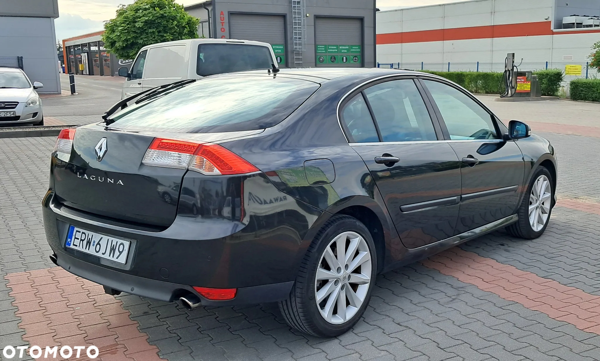 Renault Laguna 2.0 TCe 170 Dynamique - 4