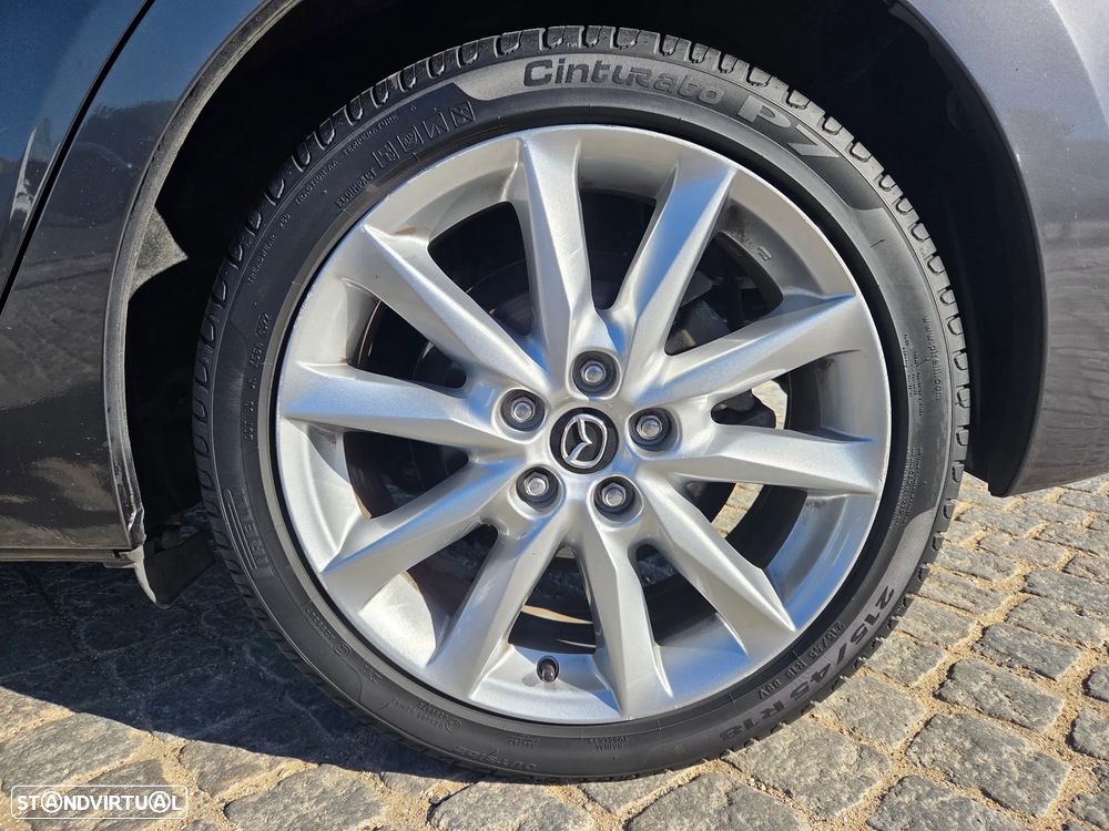 Mazda 3 Hatchback 1.5 Sky-D Excellence Navi - 7
