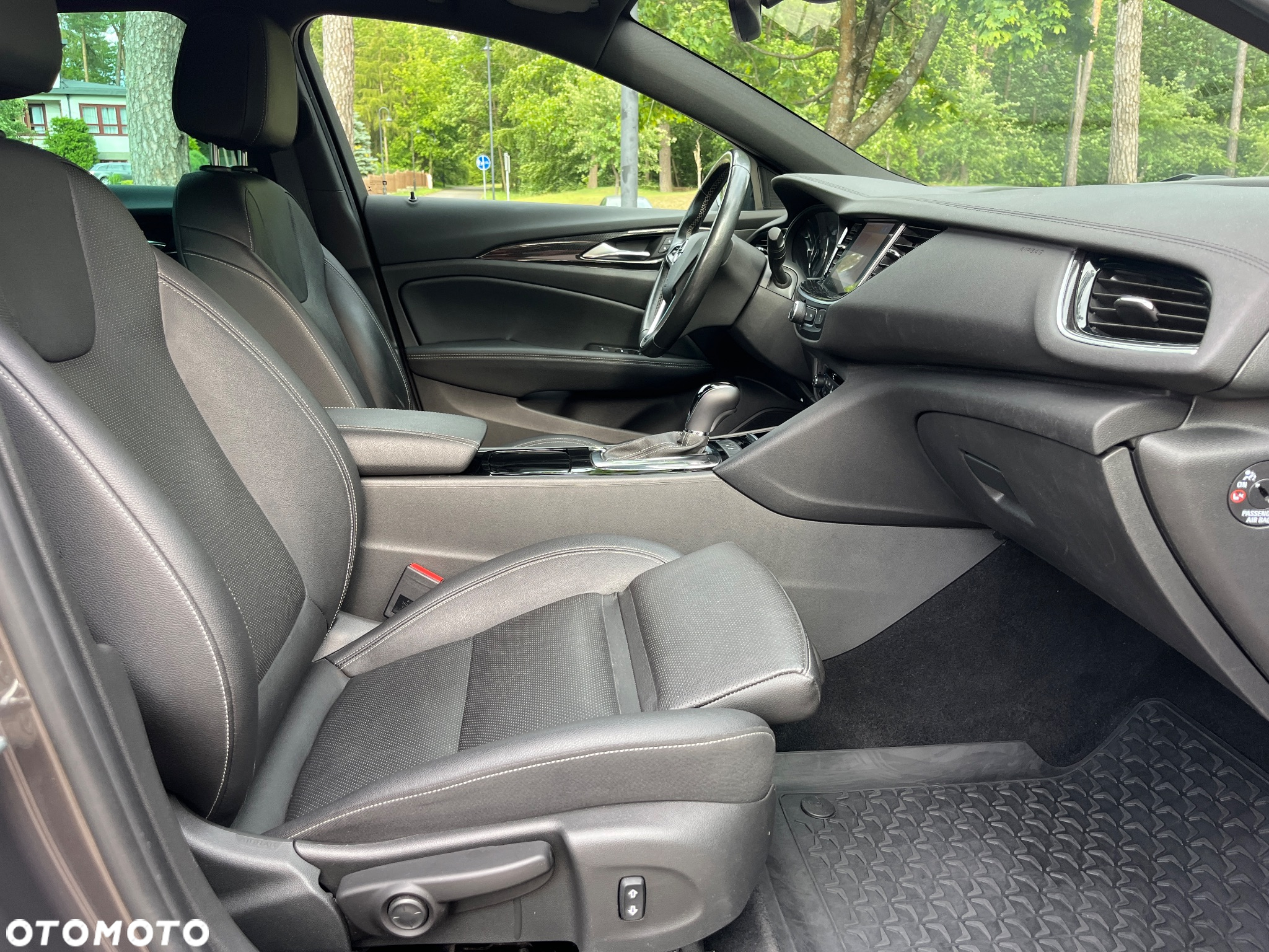 Opel Insignia - 32