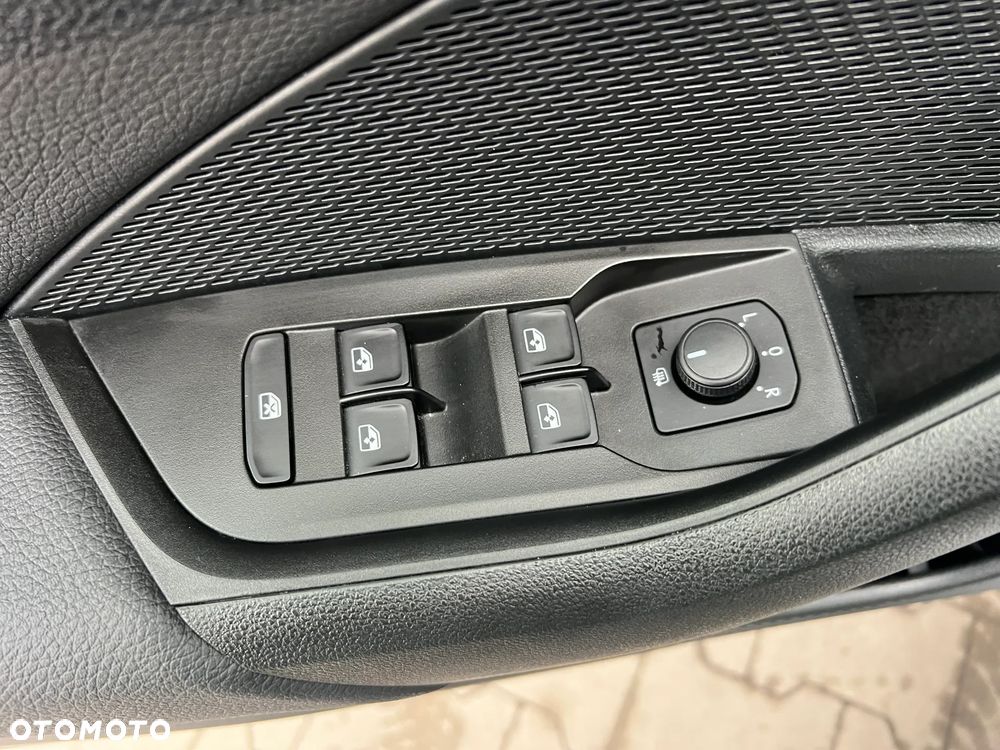 Skoda Octavia 1.5 TSI Selection - 11