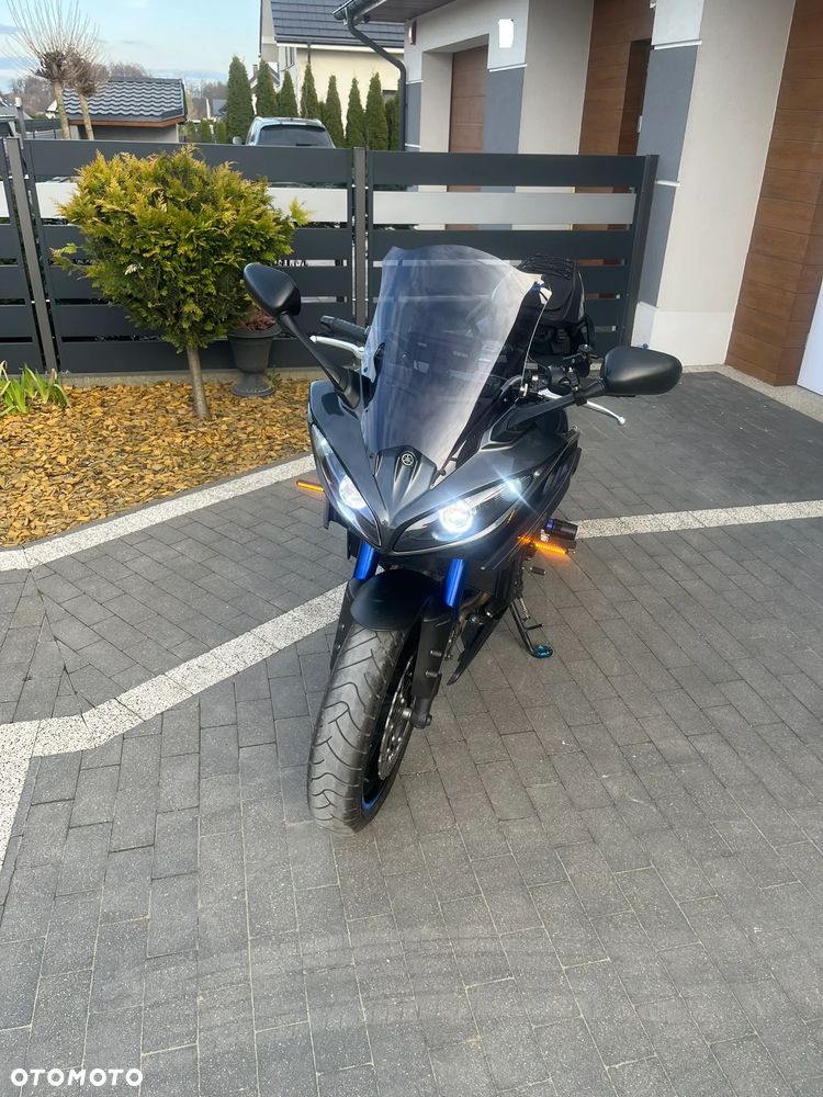 Yamaha FZ8 - 11