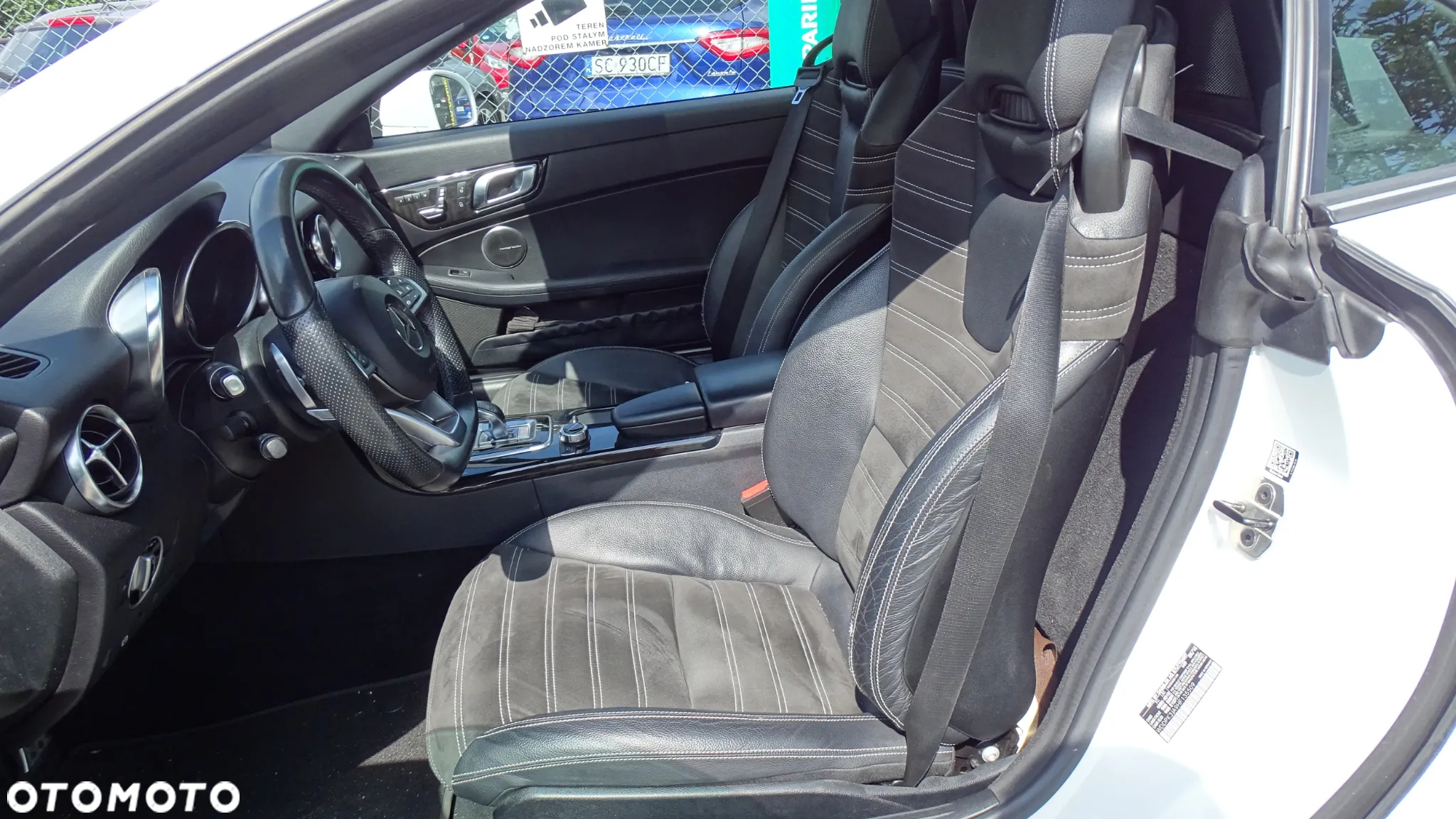 Mercedes-Benz SLC 300 9G-Tronic - 9