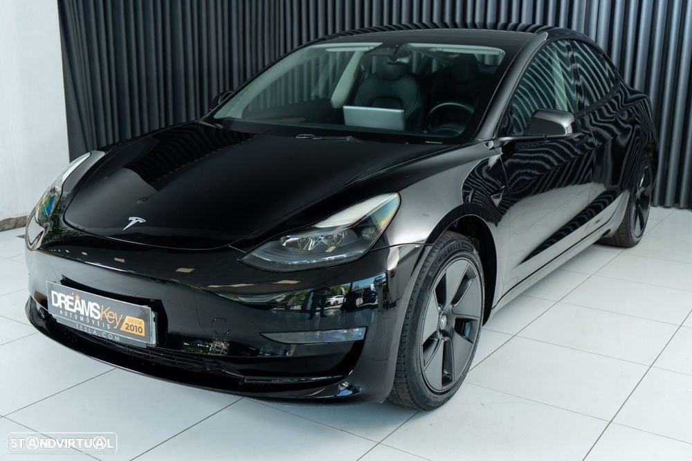 Tesla Model 3 Long Range Tração Traseira - 10