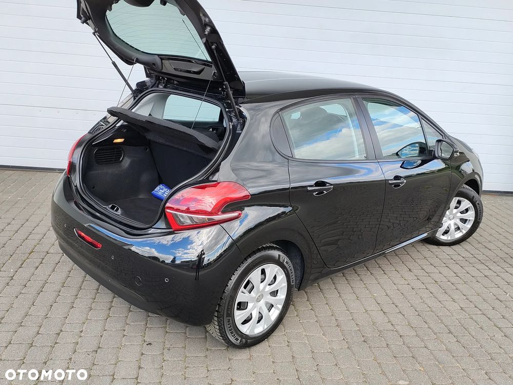 Peugeot 208 1.2 PureTech Style - 29
