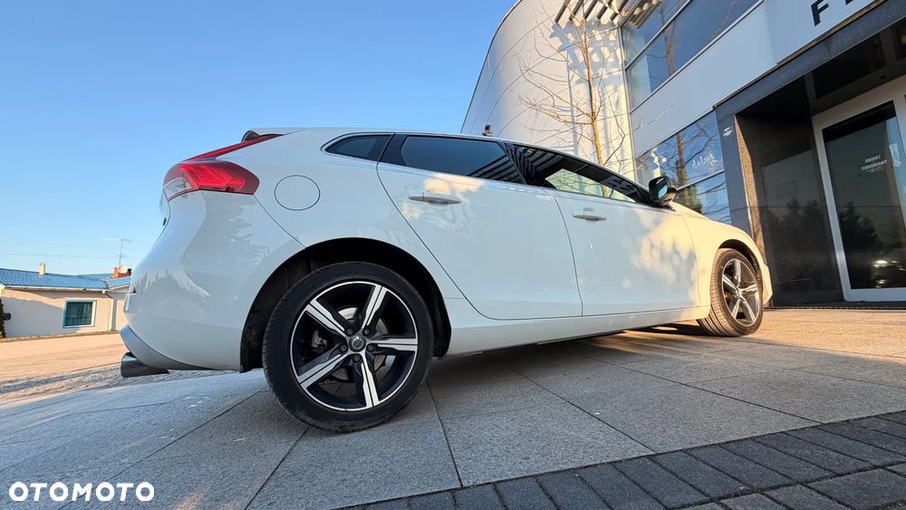 Volvo V40 - 20