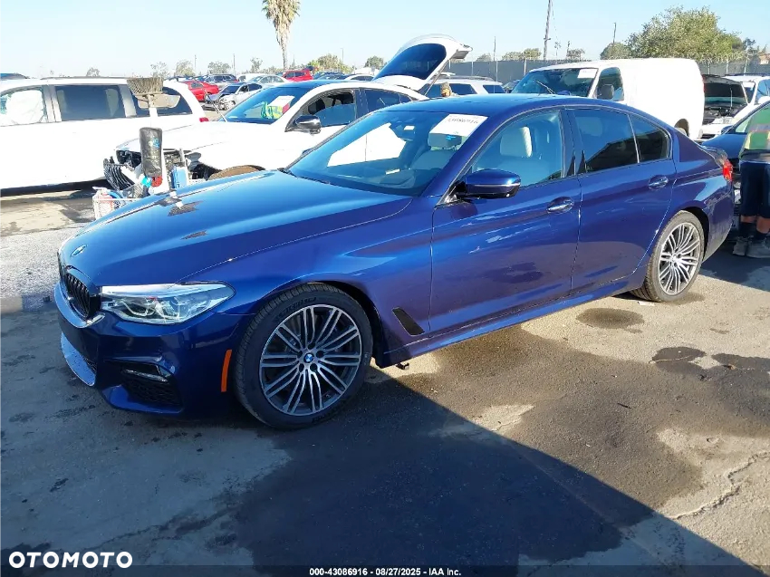 BMW Seria 5 540i xDrive - 4