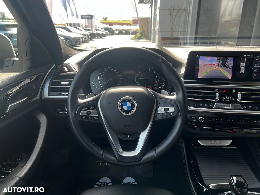 BMW X4 xDrive20i AT MHEV - 10