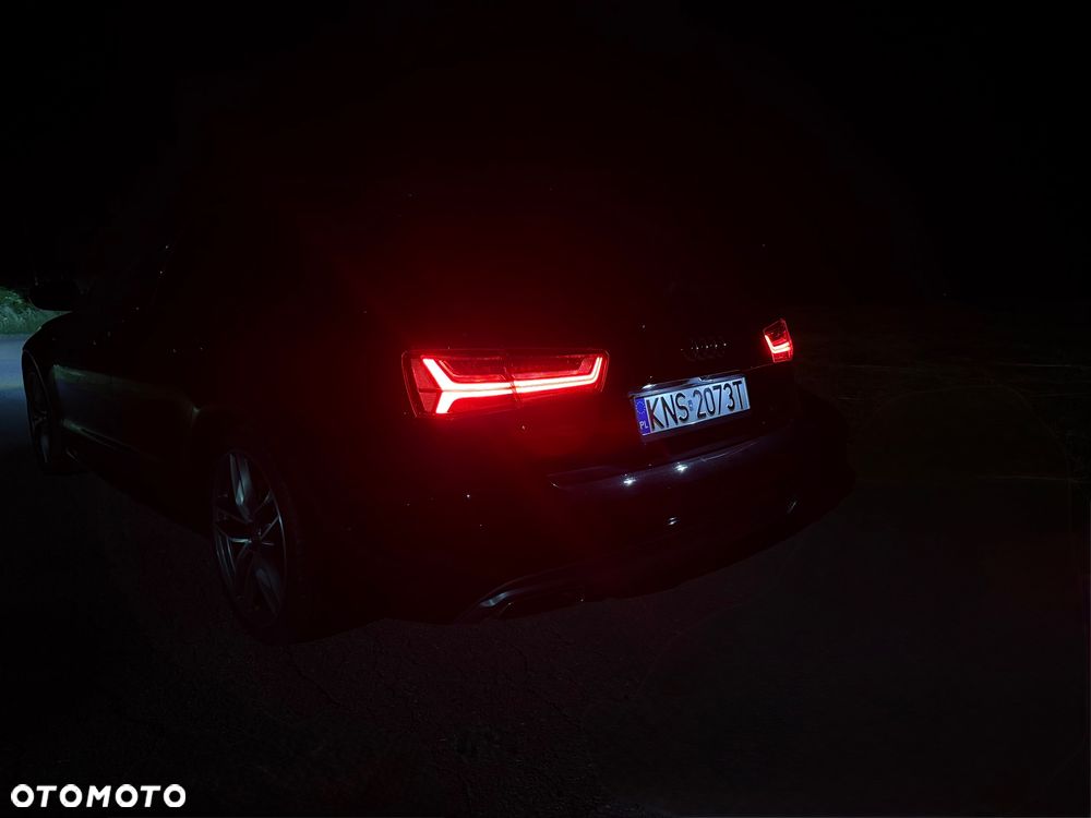 Audi A6 Avant 2.0 TDI quattro S tronic - 33