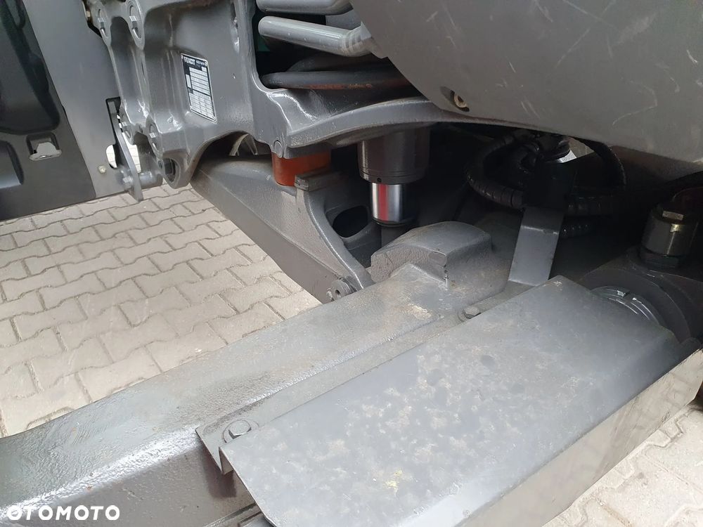 Fendt 513 Vario - 12