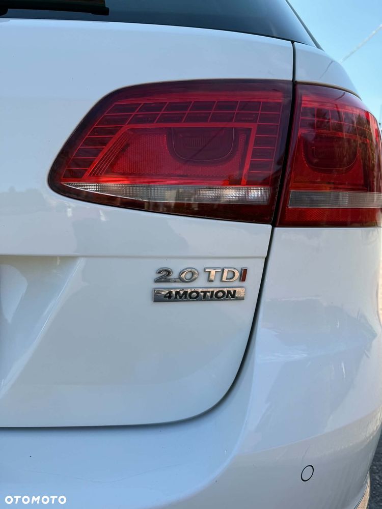Volkswagen Passat Variant 2.0 TDI 4Mot Highline DSG - 10