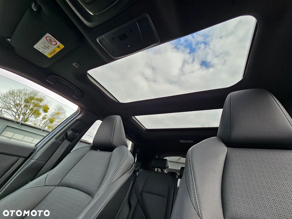 Subaru Solterra 71.4kWh Platinum Plus - 19