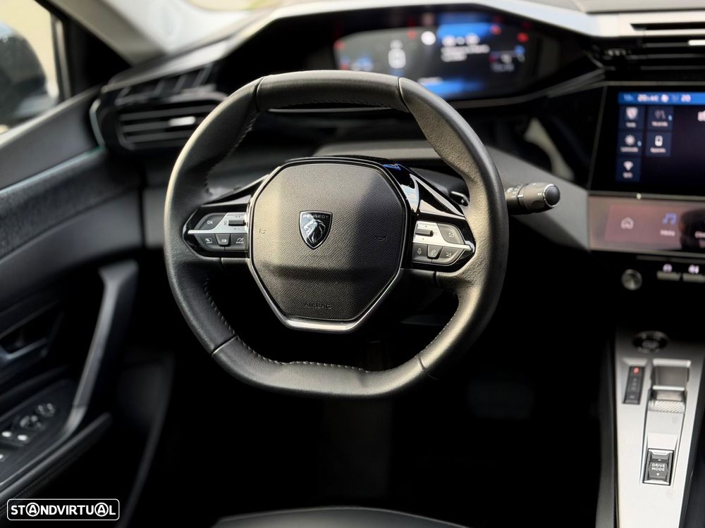 Peugeot 408 1.2 PureTech Allure Pack EAT8 - 23