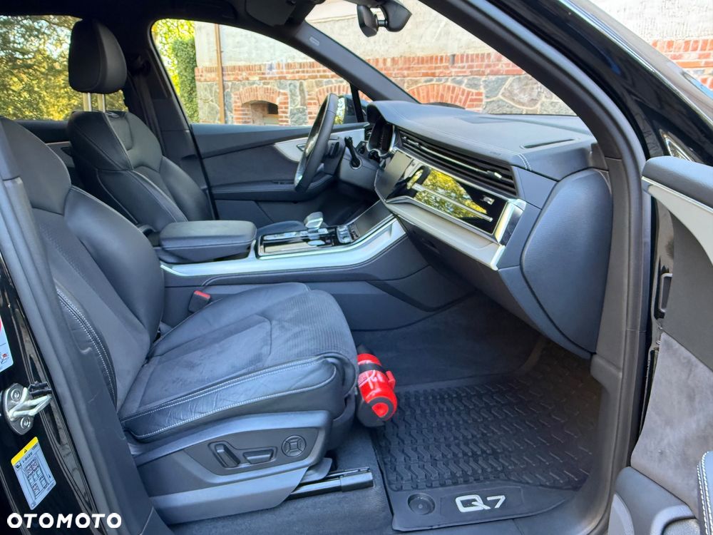 Audi Q7 50 TDI mHEV Quattro S Line Tiptr - 9