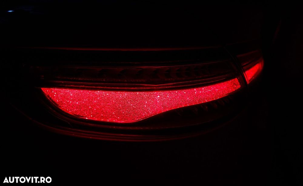 Mercedes-Benz E 220 d 4Matic 9G-TRONIC AMG Line - 13
