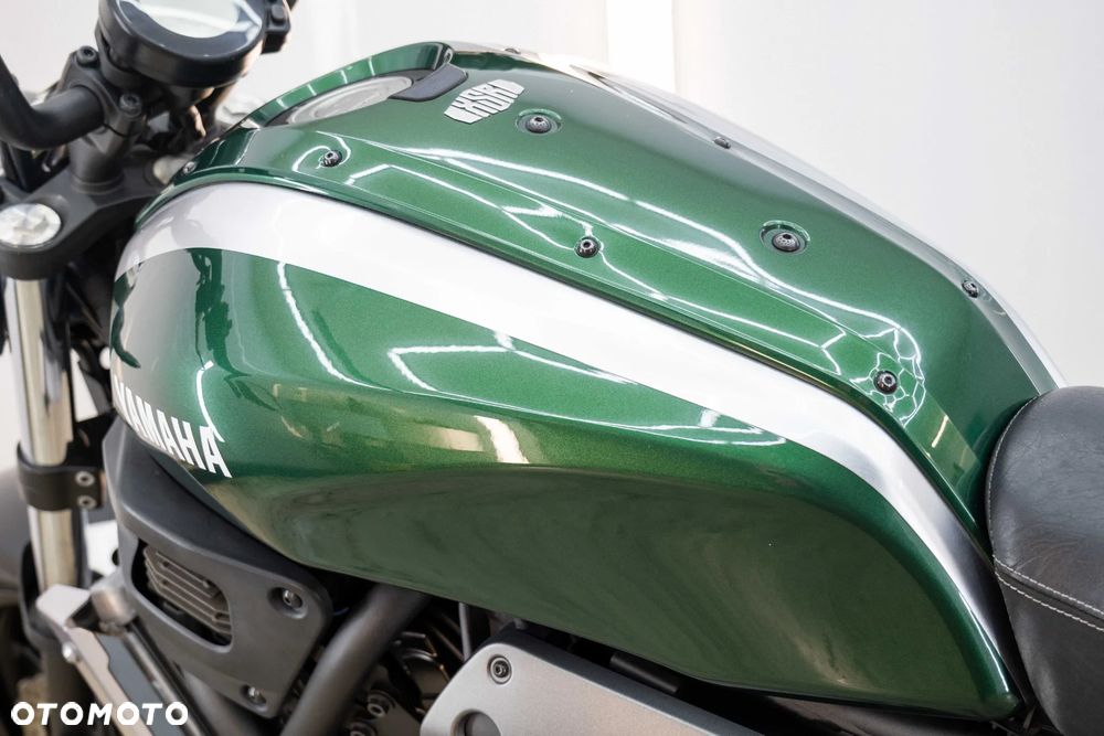 Yamaha XSR - 21