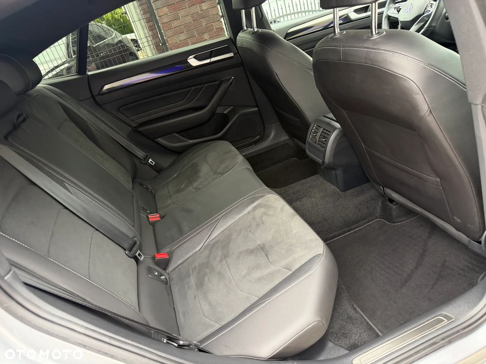 Volkswagen Arteon 2.0 TSI R-Line DSG - 31