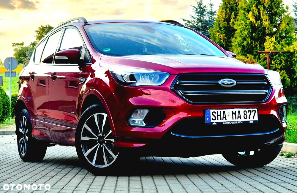Ford Kuga 2.0 TDCi 4x4 ST-Line - 14