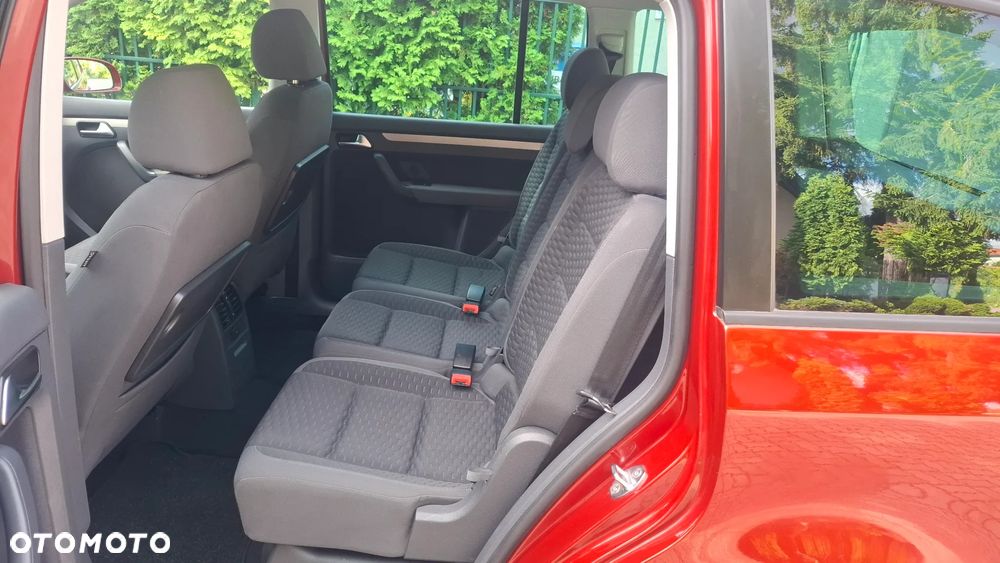 Volkswagen Touran 1.4 TSI United - 11