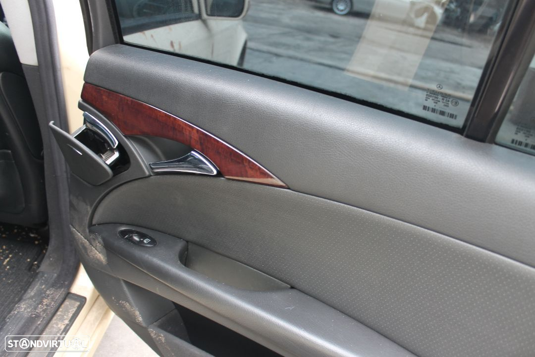 Mercedes Classe E W211 de 2004 - 15
