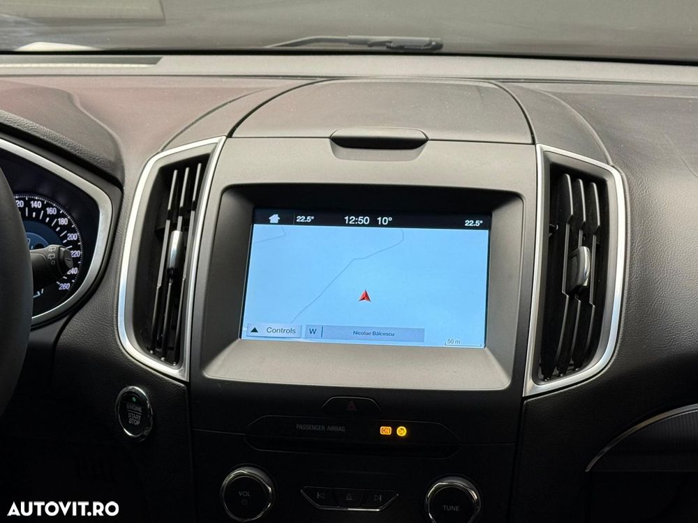 Ford Edge - 9