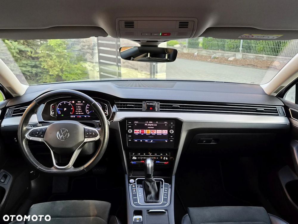 Volkswagen Passat 2.0 TDI EVO Elegance DSG - 6