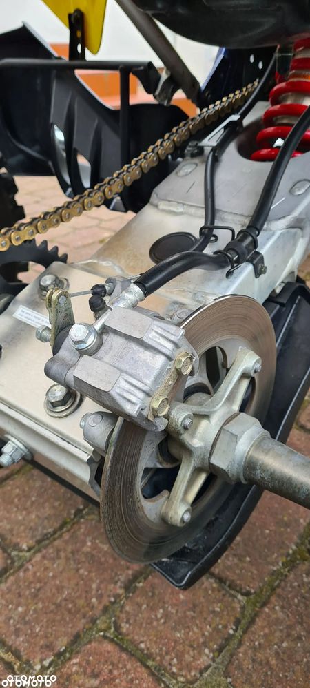 Suzuki Inny - 25