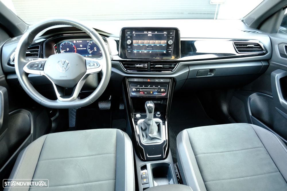 VW T-Roc 1.5 TSI Black Style DSG - 13