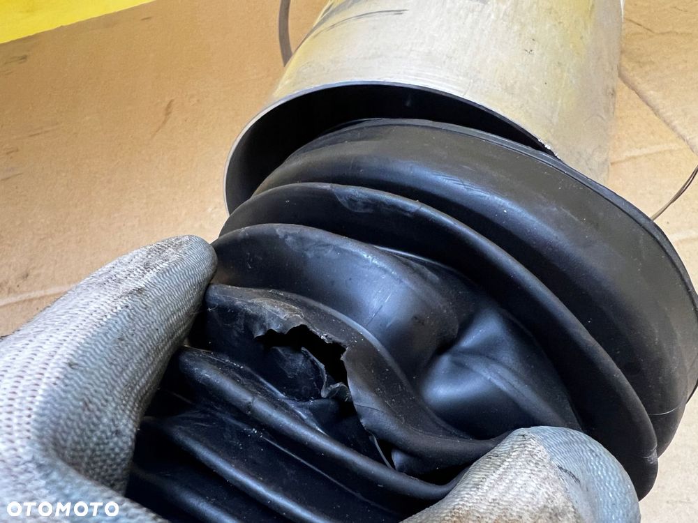 AMORTYZATOR PNEUMATYCZNY PRZÓD PRAWY LAND ROVER DEFENDER II L663 - 10