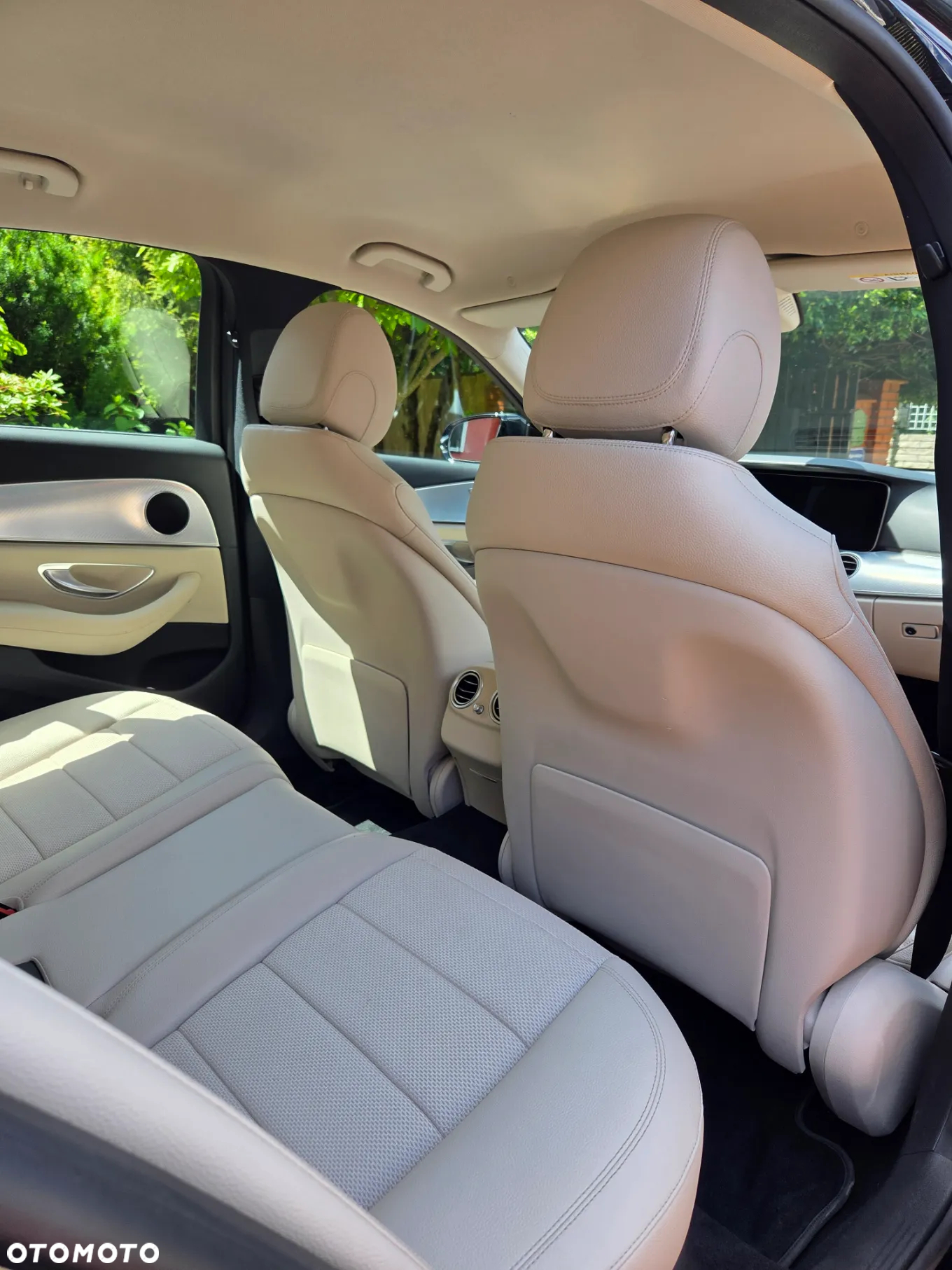 Mercedes-Benz Klasa E 200 d Business Edition 9G-TRONIC - 11