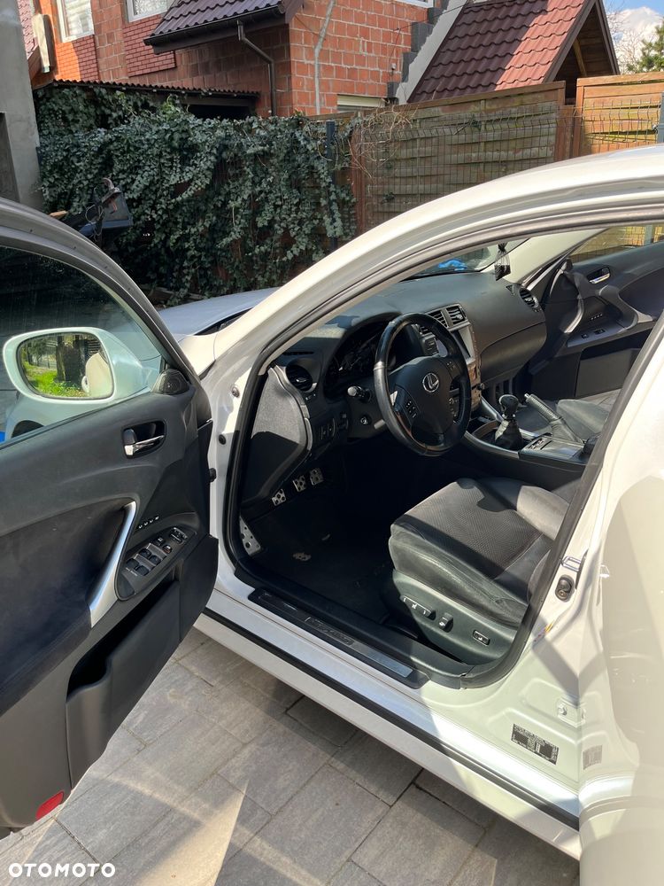 Lexus IS 220 D Prestige - 4