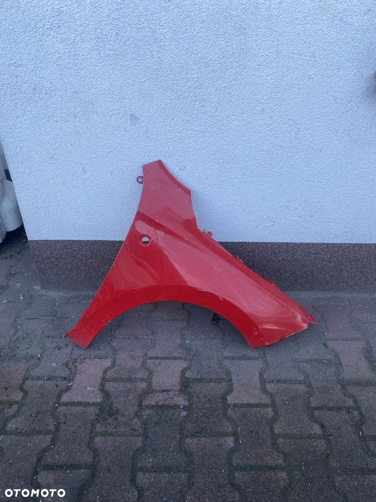 Błotnik prawy przód przedni Skoda rapid 5j seat toledo IV 4