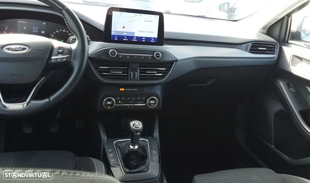 Ford Focus 1.0 EcoBoost MHEV Connected Design - 4