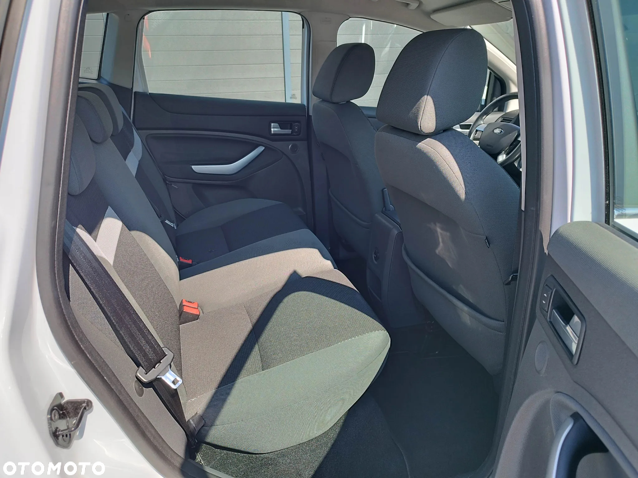 Ford Kuga 2.0 TDCi FWD Trend - 23