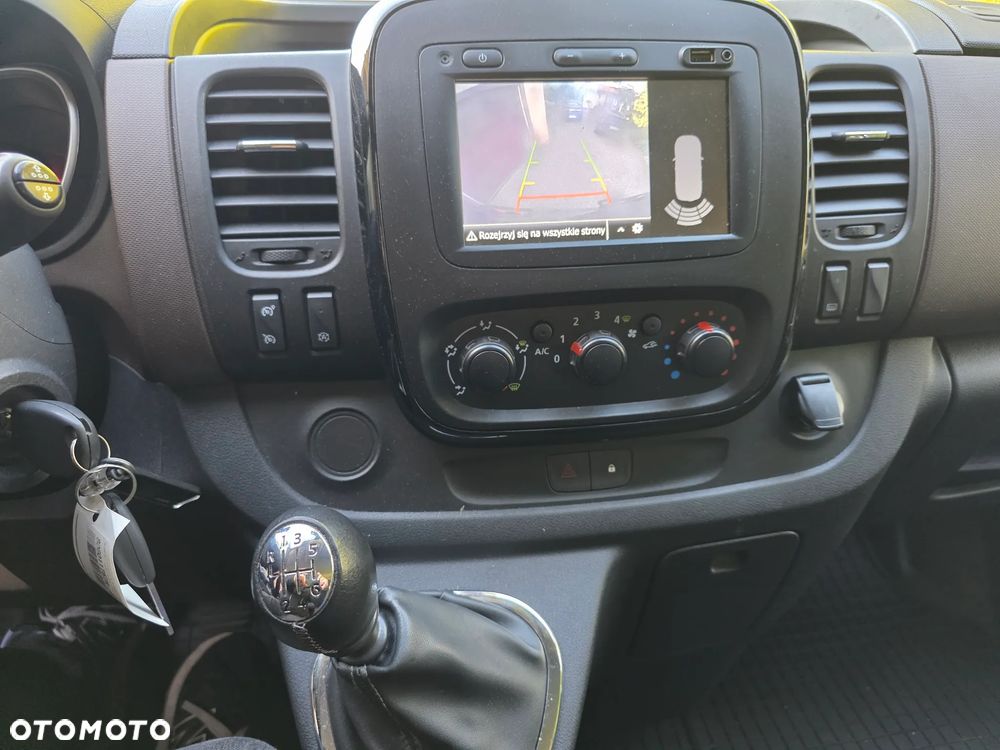 Renault Trafic Grand Passenger 2,9t Business - 17