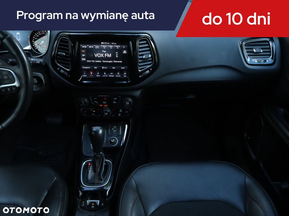Jeep Compass - 10