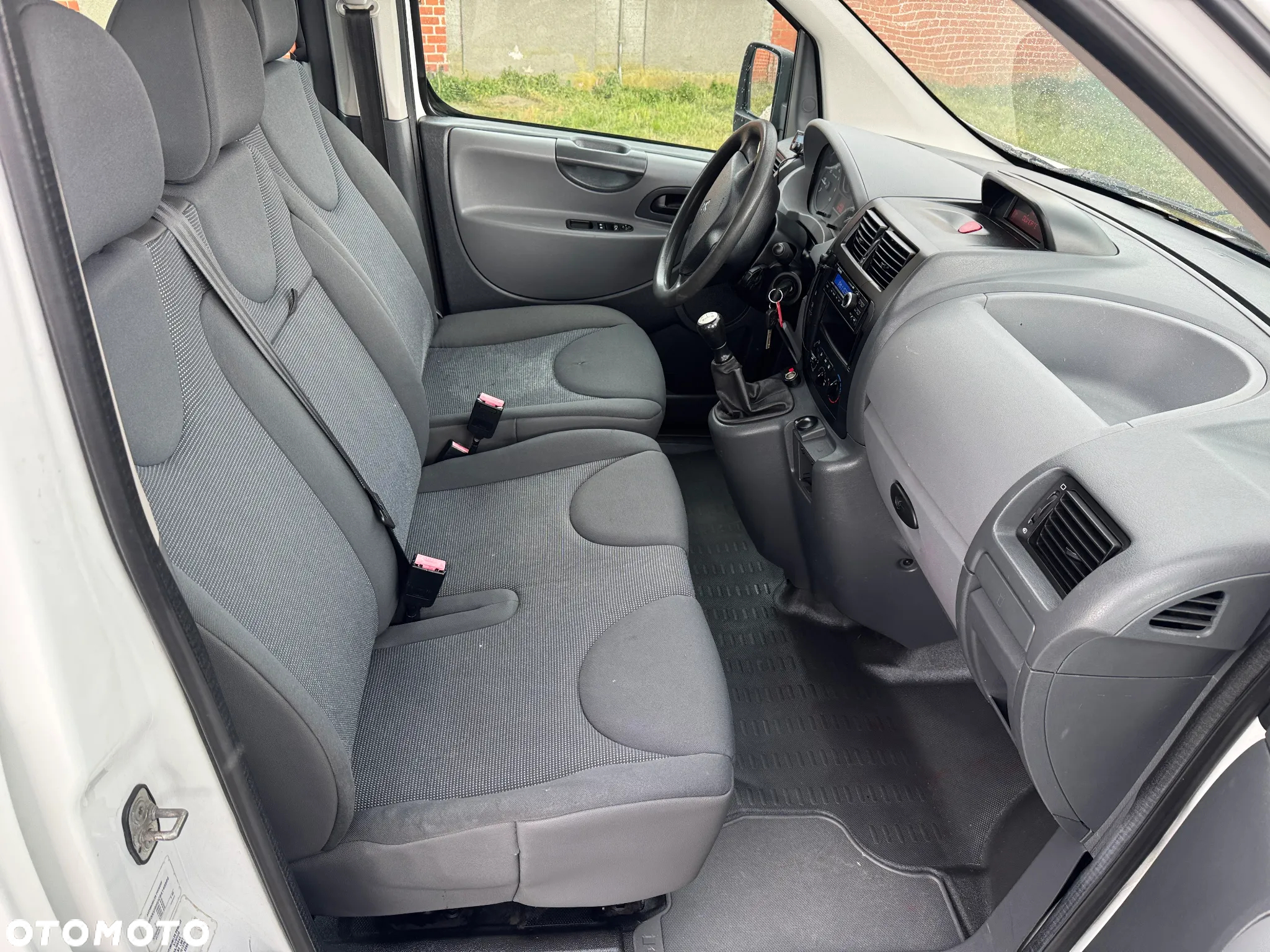 Peugeot EXPERT LONG DŁUGI 6 OSÓB - 11