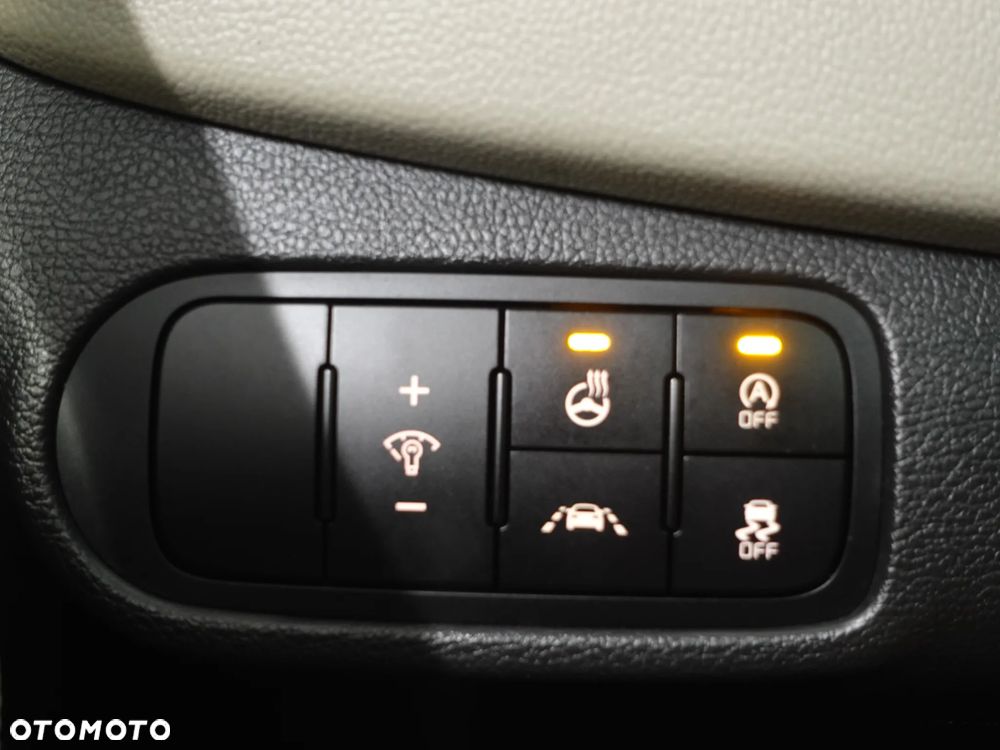 Kia Carens 1.7 CRDi Spirit - 39